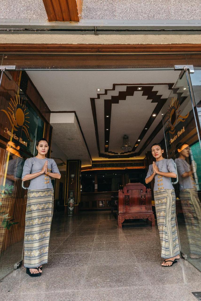 Sunrise Hotel Mandalay Exteriör bild